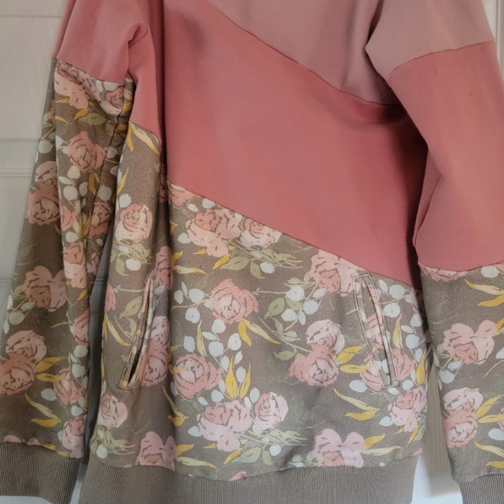 AMPERSAND AVE Pink and Gray Floral Kids Hoodie